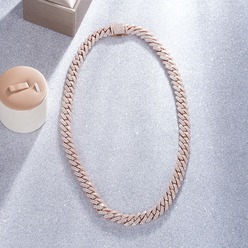 Rose gold moissanite Cuban link chain close up box clasp
