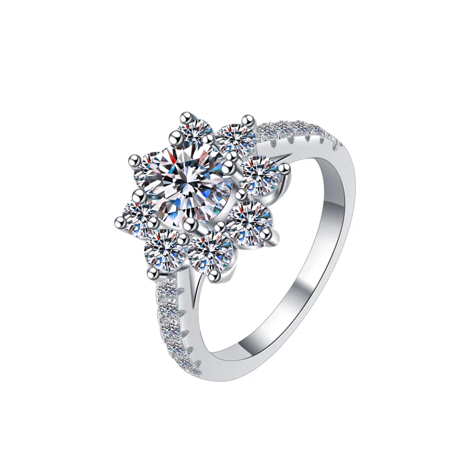1CT 2CT Sunflower Halo Moissanite Ring in S925 Silver